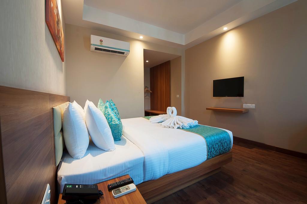 Hotel Le Roi,Haridwar@Har Ki Pauri Room photo